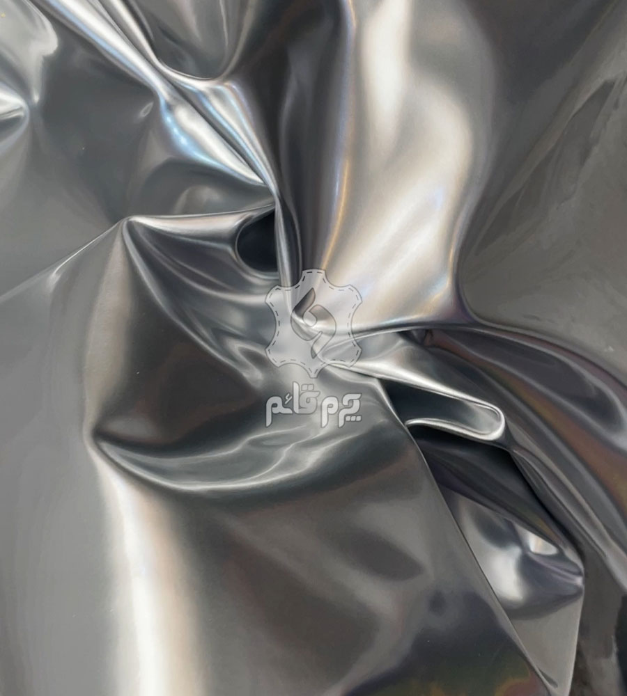 چرم مصنوعی ورنی نقره ای