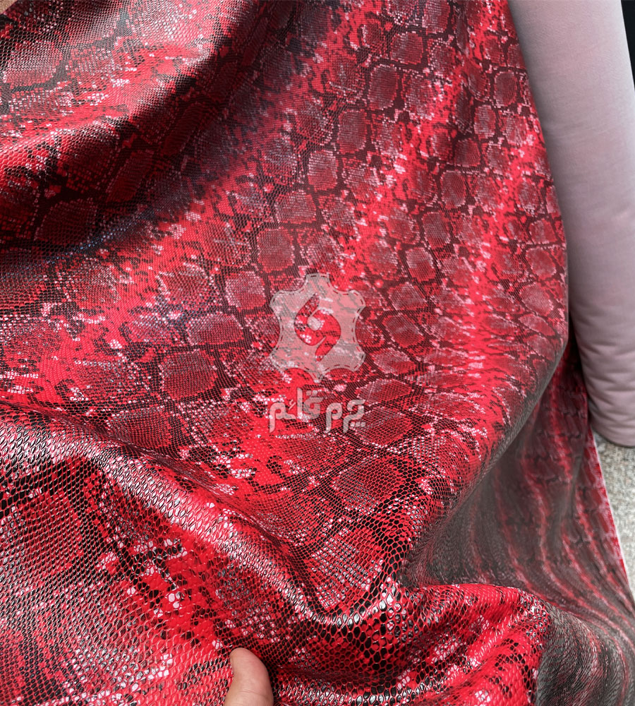 چرم مصنوعی پوست ماری قرمز