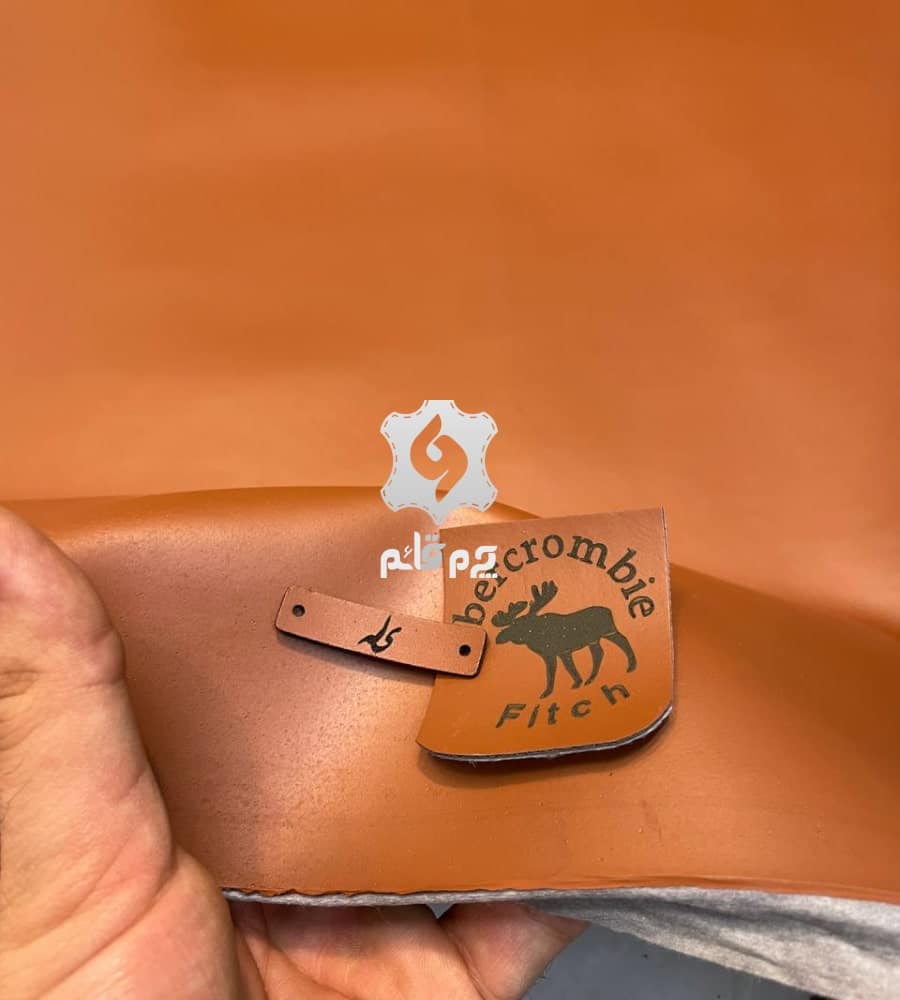 چرم حک لیزری