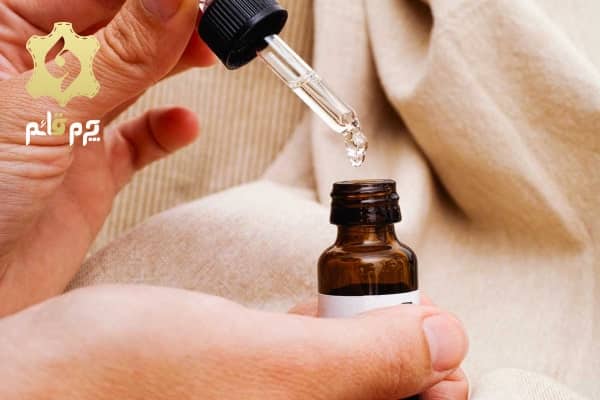 روغن بادام شیرین برای چرم