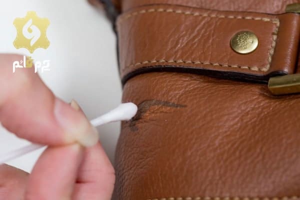 پاك كردن خودكار روي چرم 